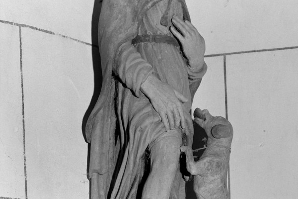 Pourquoi Saint Roch est-il représenté avec un chien ?